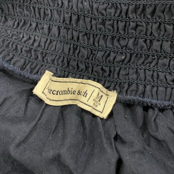 Abercrombie & Fitch Off the Shoulder Top - Picture 2 of 2